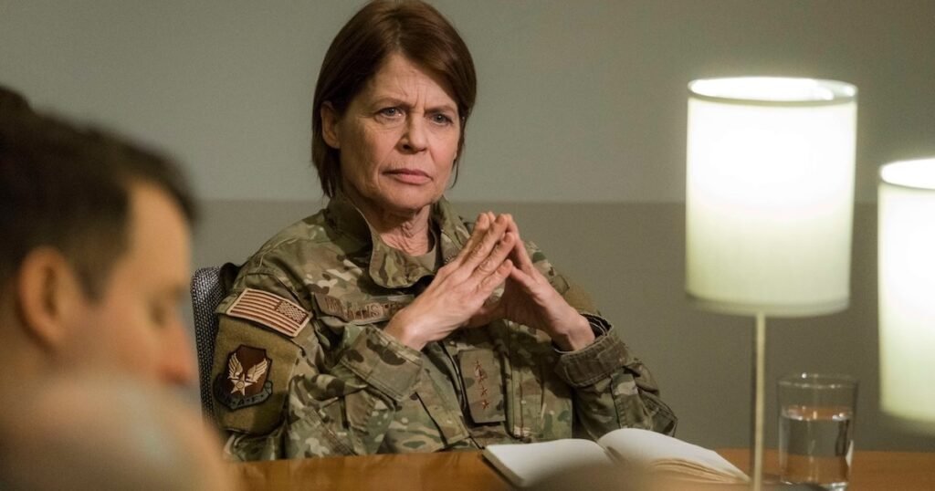 Linda Hamilton Gets Honest About Terminator, Stranger Things, & Resident Alien | Interview