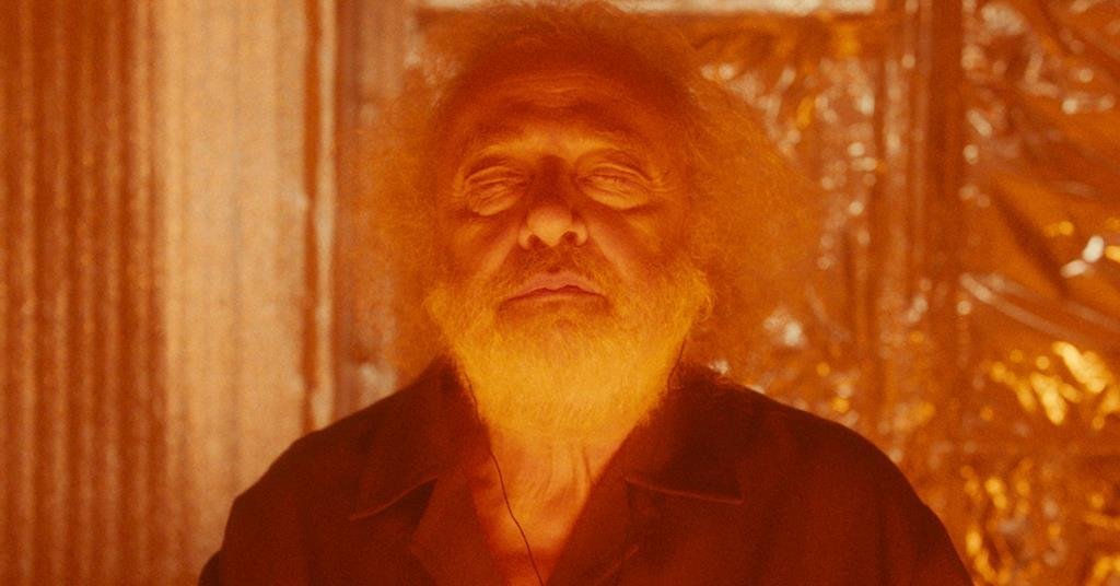 ‘Novak’ review: Zlatko Buric’s convincing mad scientist elevates this offbeat Greek debut