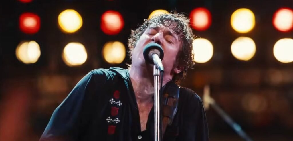 Jeremy Allen White Sings Bruce Springsteen’s “Born to Run” in New Deliver Me From Nowhere Clip: Watch