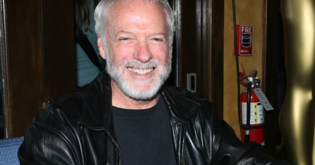 Steven Spielberg & Guillermo del Toro Pay Tribute to Iconic Poster Artist Drew Struzan