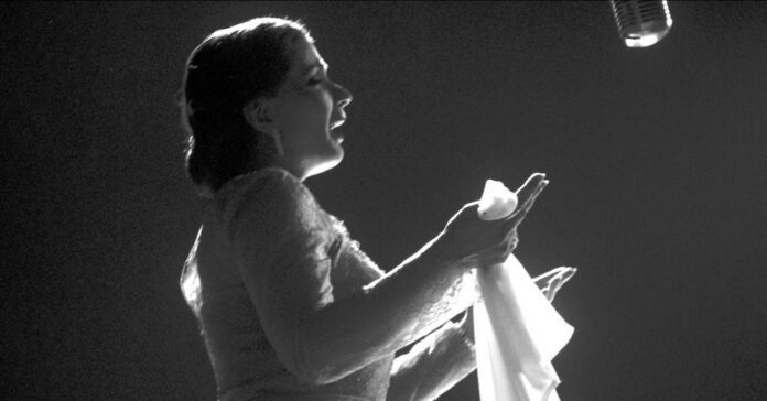 ‘El Sett’ review: Reverential, heavy-handed biopic of Egyptian singer Umm Kulthum